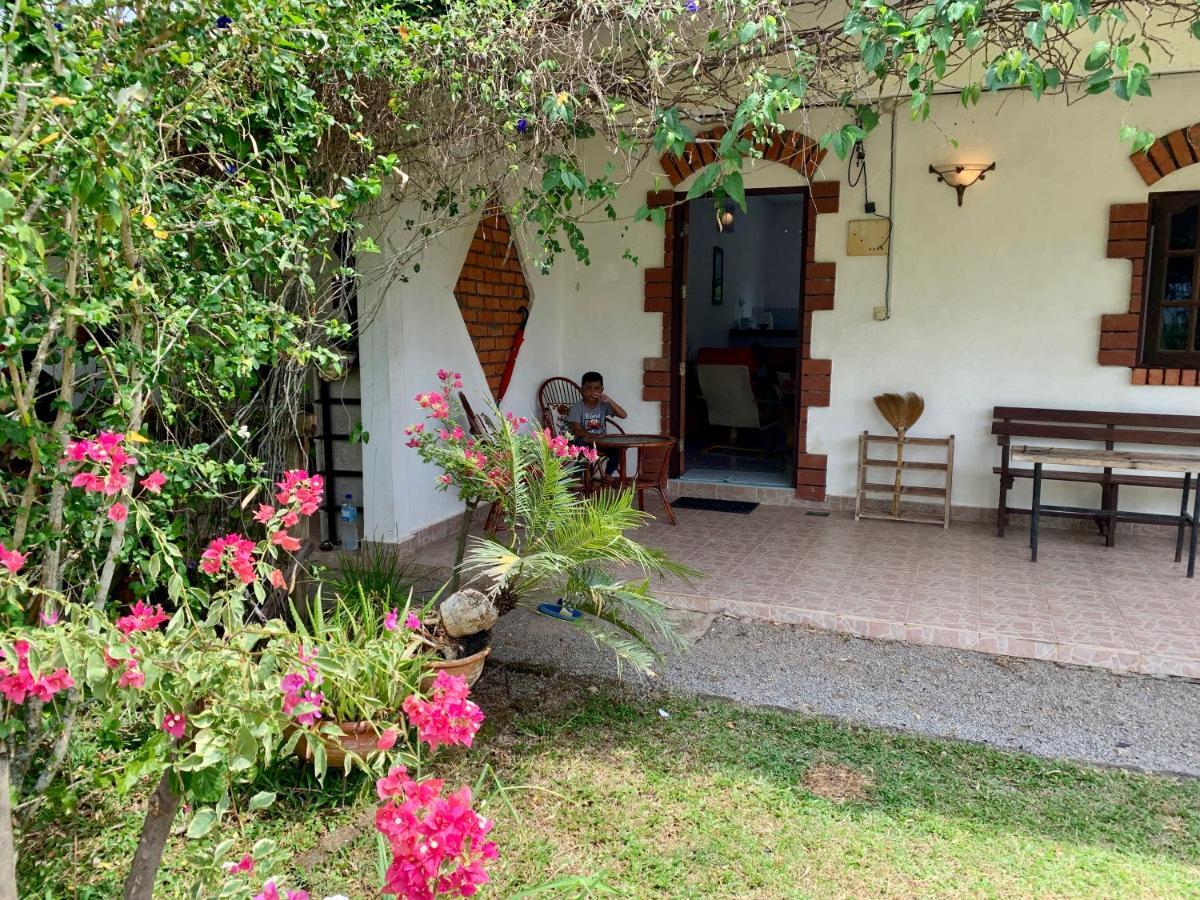 Lovely Garden Villas Pantai Cenang  Extérieur photo